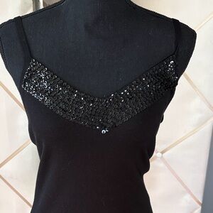 Cable & Guage Women's Midnight Black Camisole /Sequins Across Top
SZ Large